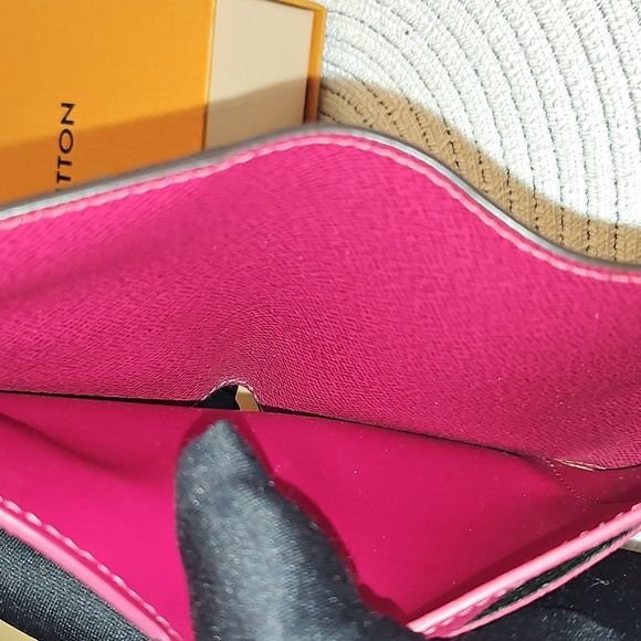 Authentic BRAND NEW Louis Vuitton Brown Monogram Victorine Wallet - Picture 6 of 13